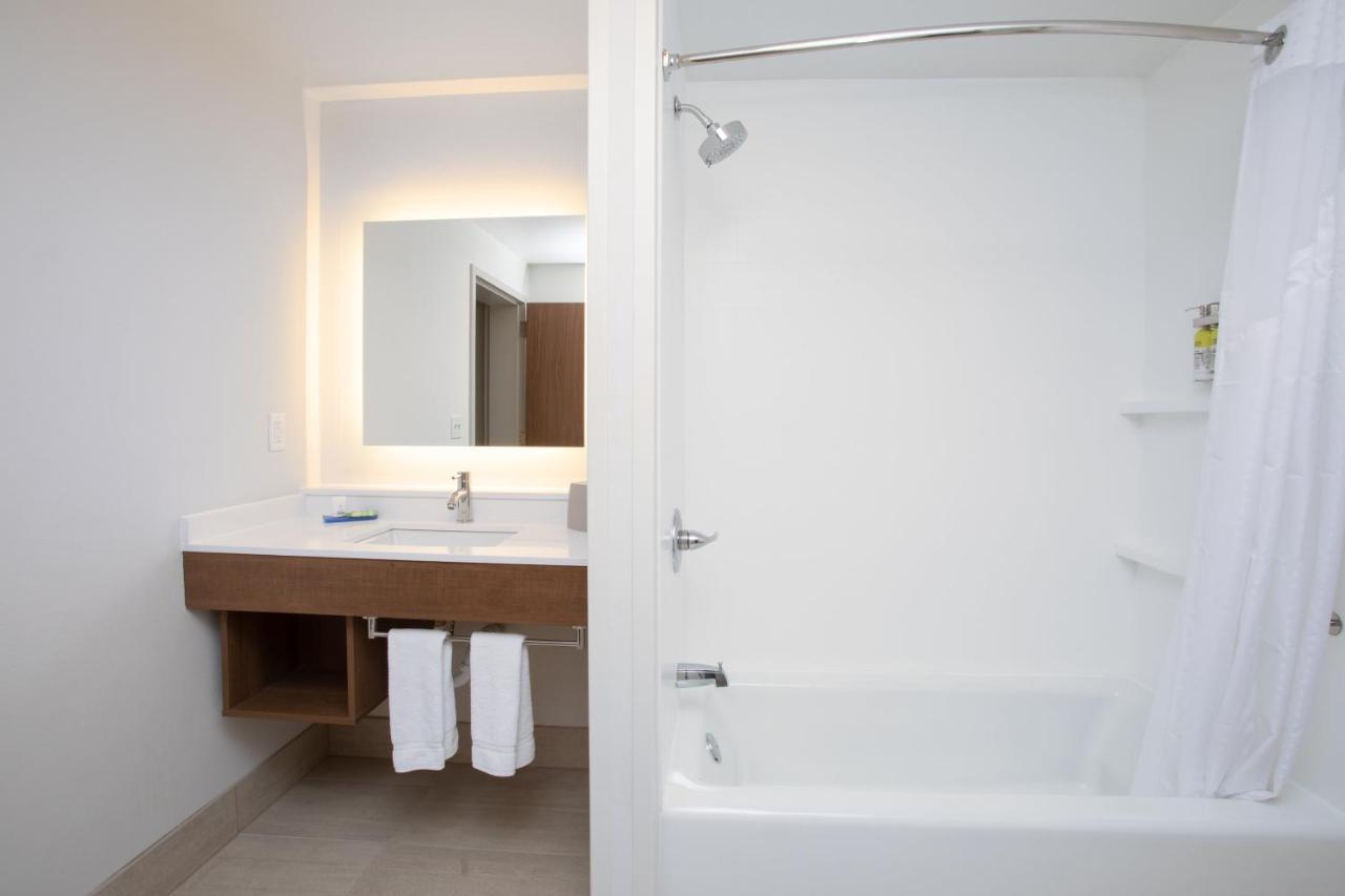 Holiday Inn Express & Suites - Goodland I-70 By Ihg Exteriör bild